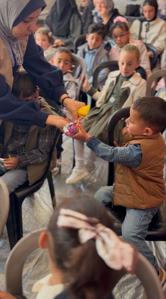 Association Amani - Aïd Al-Fitr à Gaza : Entre sourires, chants et distribution de lait infantile - 2026 03 31 01