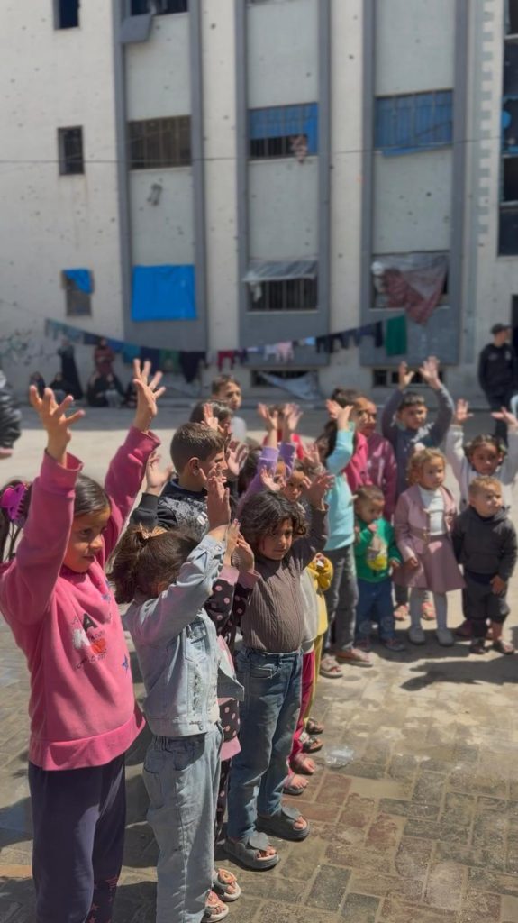 Association Amani - Aïd Al-Fitr à Gaza : Entre sourires, chants et distribution de lait infantile - 2026 03 31 24